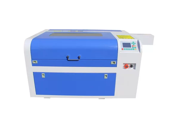 آلة نقش وقطع بالليزر CO2 صناعي - مراجعة Industrial Laser Engraver For Wood وسعره